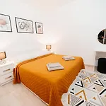 Apartmani Komarna Komarna